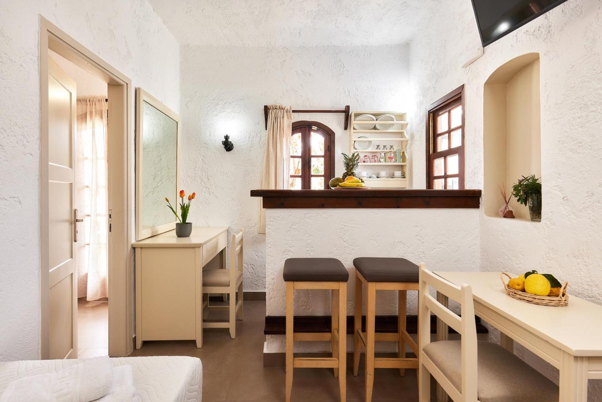 Mila Malia Studios Hotel Ngoại thất bức ảnh