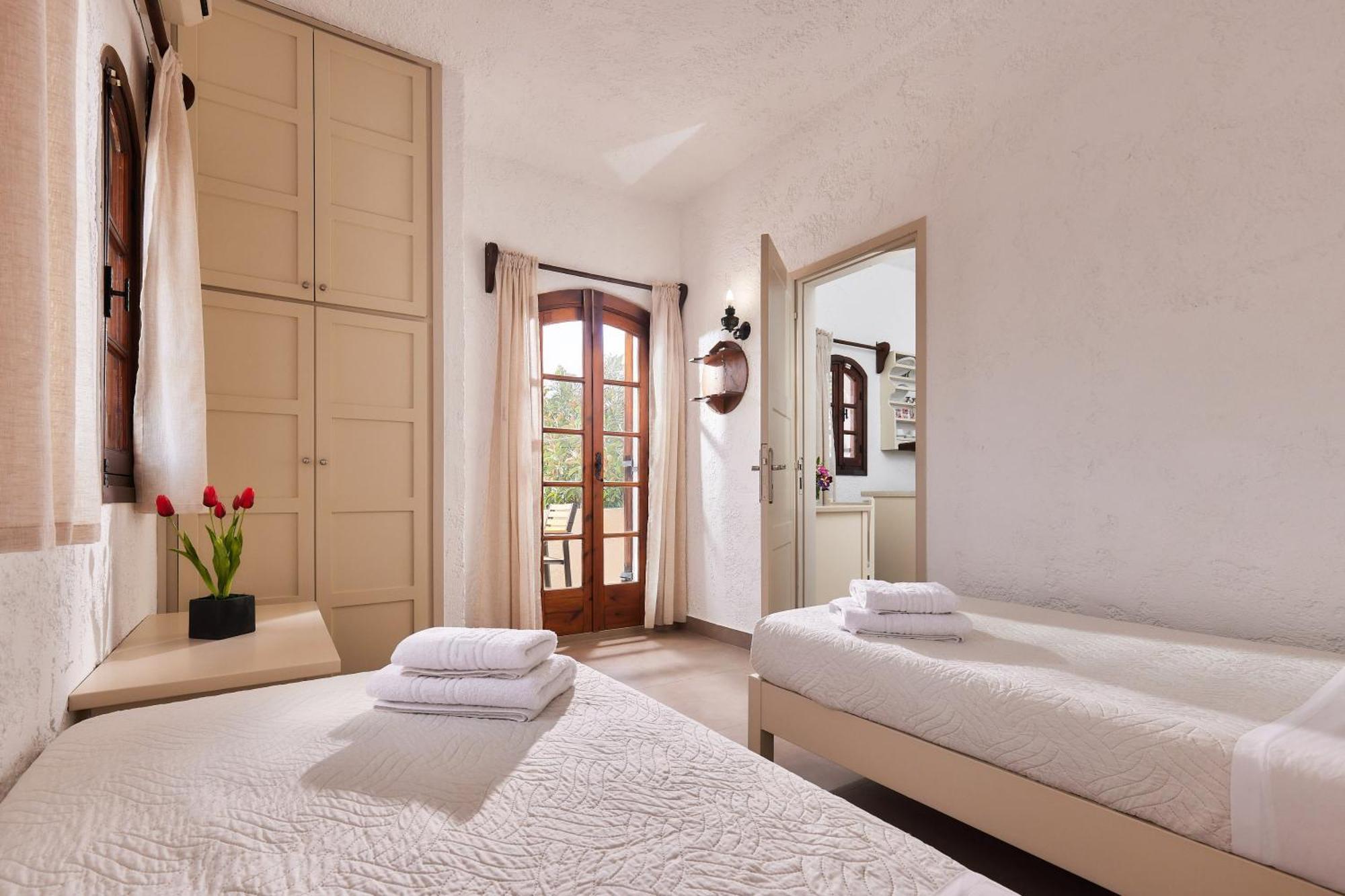 Mila Malia Studios Hotel Ngoại thất bức ảnh