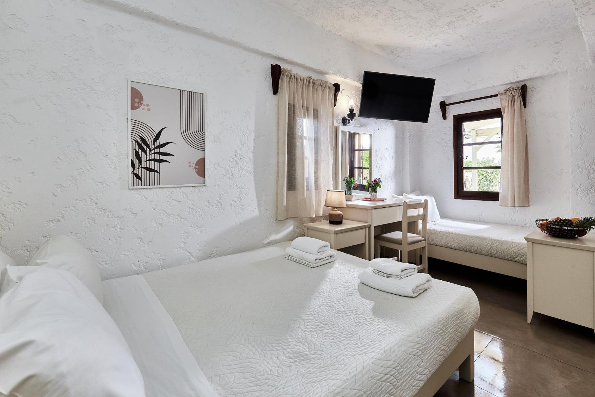 Mila Malia Studios Hotel Ngoại thất bức ảnh