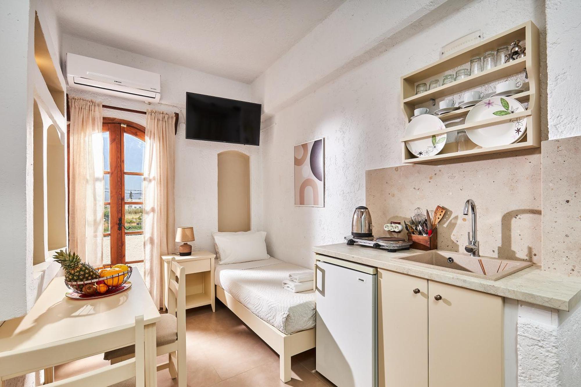 Mila Malia Studios Hotel Ngoại thất bức ảnh