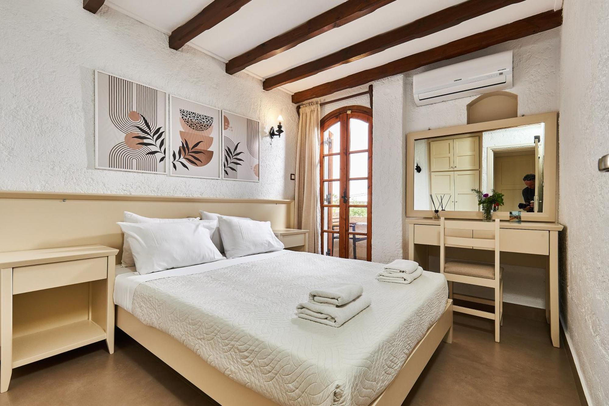 Mila Malia Studios Hotel Ngoại thất bức ảnh
