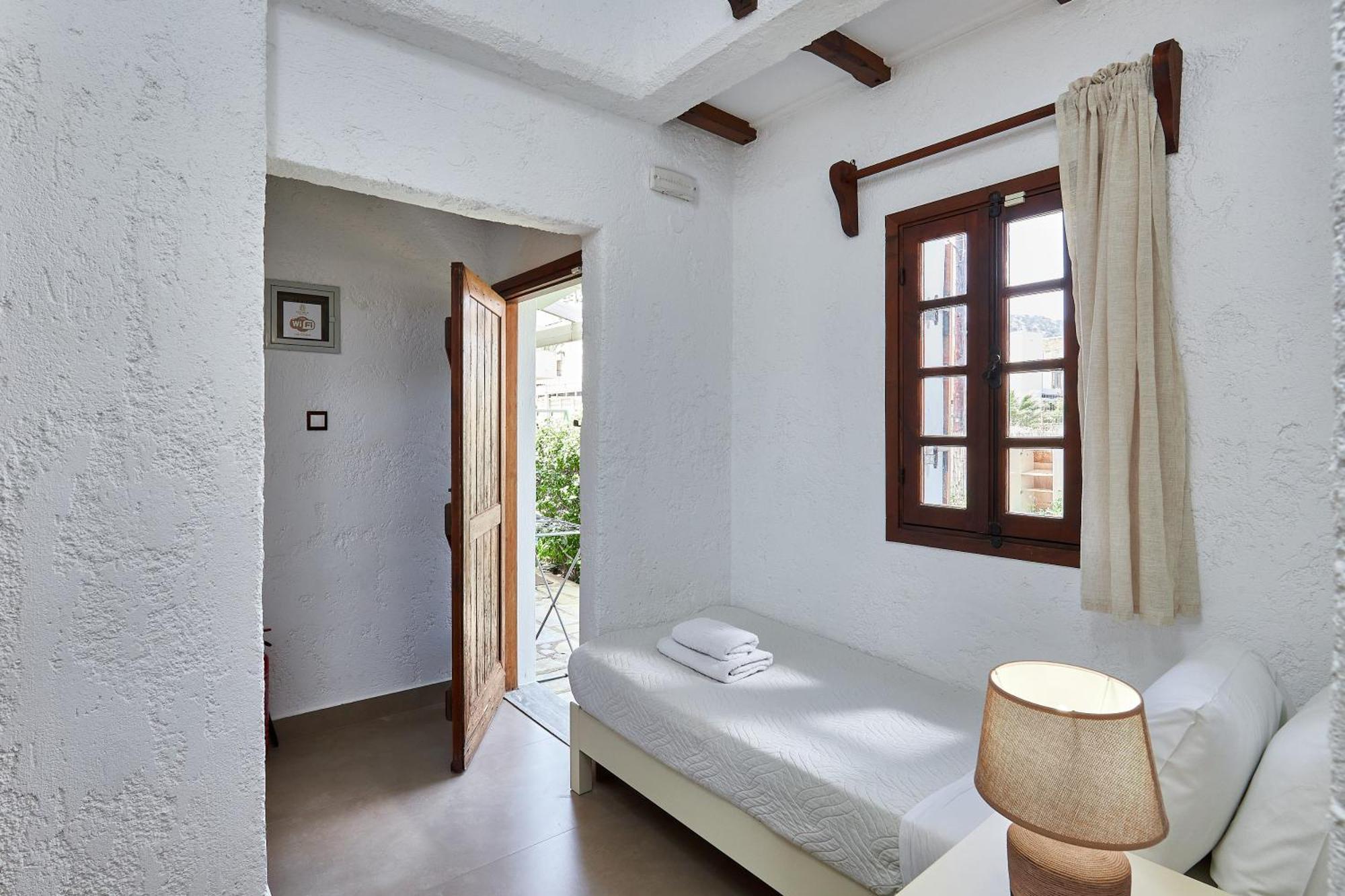 Mila Malia Studios Hotel Ngoại thất bức ảnh
