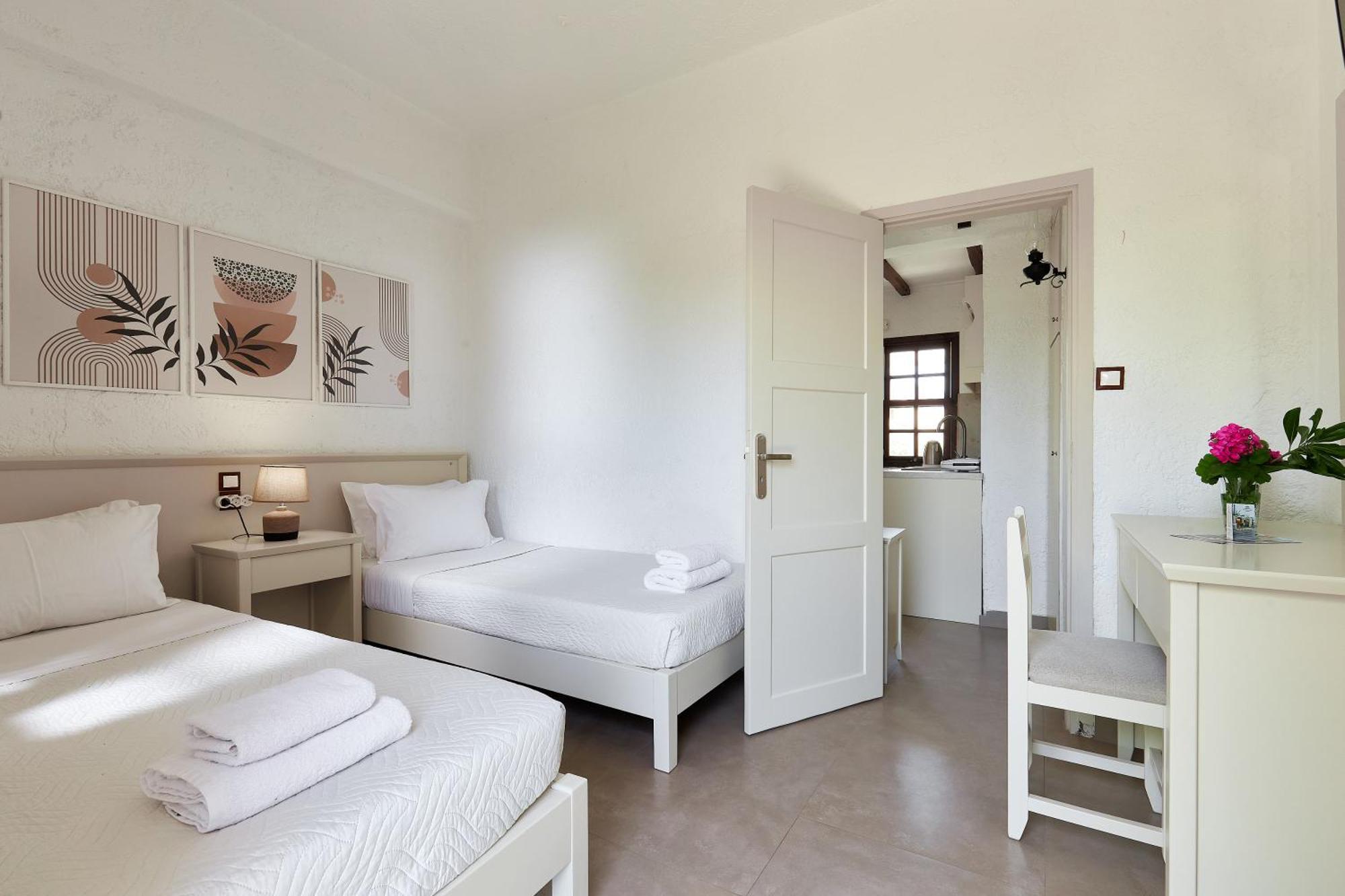 Mila Malia Studios Hotel Ngoại thất bức ảnh