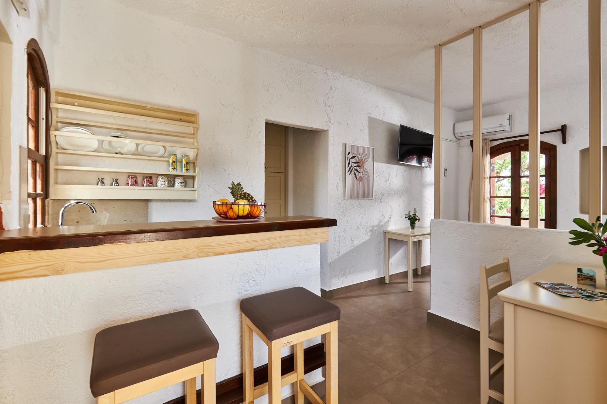 Mila Malia Studios Hotel Ngoại thất bức ảnh